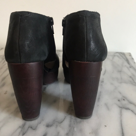 Lucky Brand wooden heel booties - Picture 4 of 6